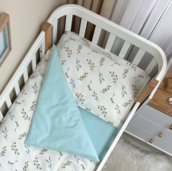Set lenjerie de schimb pentru patut bebe 3 piese Crengute turcoise